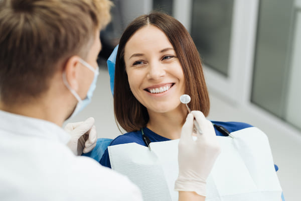 لماذا تختار عيادة اسنان الزمالك